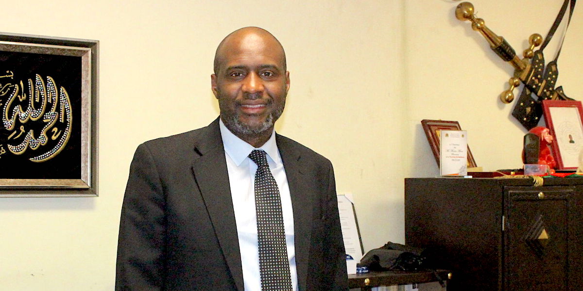 Un ancien Premier ministre et dissident malien évite le lynchage à Paris