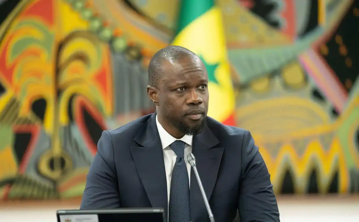 Ousmane Sonko tacle Emmanuel Macron sur la présence militaire française en Afrique